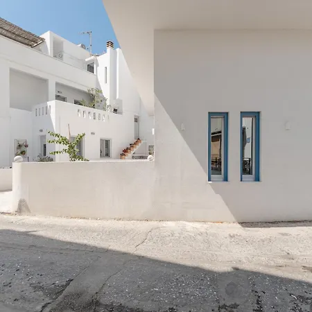 Апартаменты Blueart Naxos City